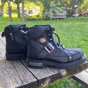 Worn once maybe twice brand new… model number 96010